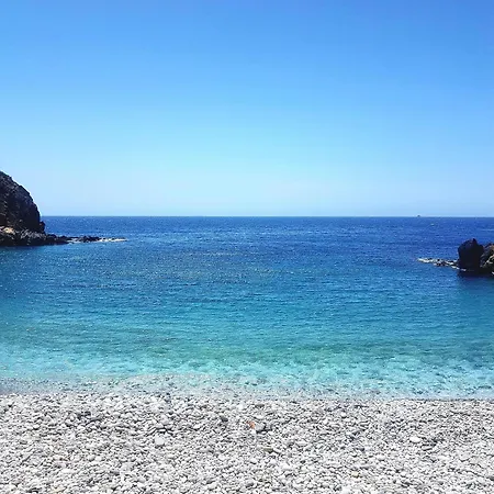Mani Spot In Almiro Holiday home