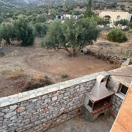 Mani Spot In Almiro