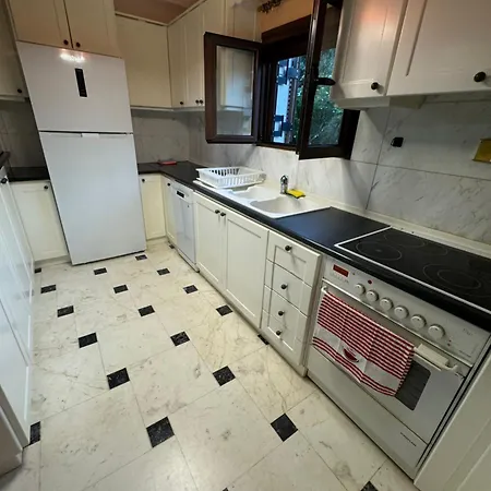 Vakantiehuis Mani Spot In Almiro Kyparissos (Laconia)