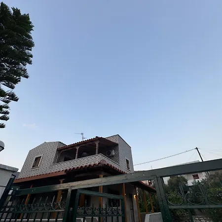 Mani Spot In Almiro * Kyparissos (Laconia)