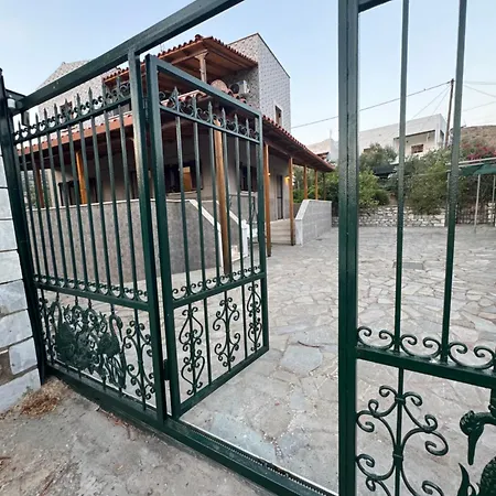 Hébergement de vacances Mani Spot In Almiro