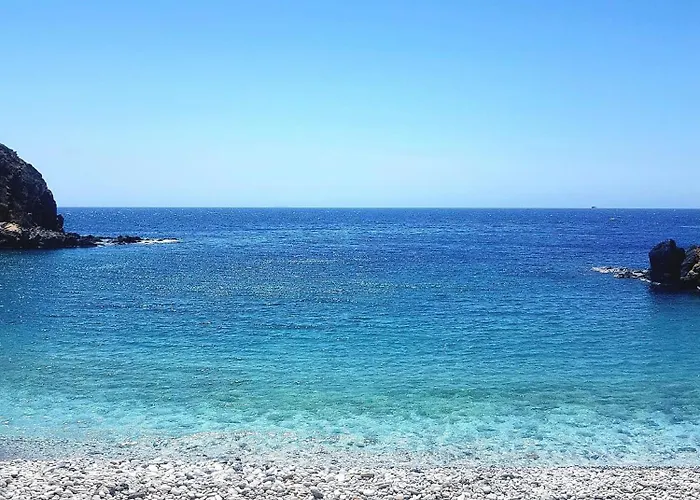 Mani Spot In Almiro بيت للعطل