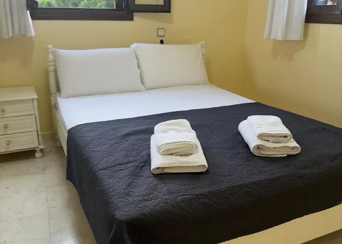 بيت للعطل Mani Spot In Almiro *