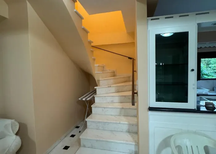 Mani Spot In Almiro Kyparissos (Laconia)