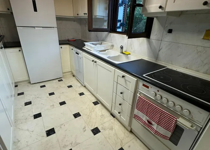 بيت للعطل Mani Spot In Almiro Kyparissos (Laconia)