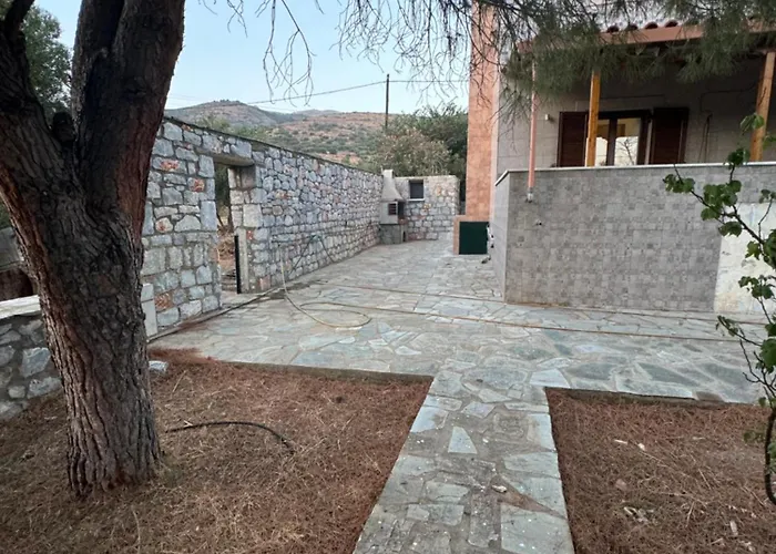 Mani Spot In Almiro بيت للعطل