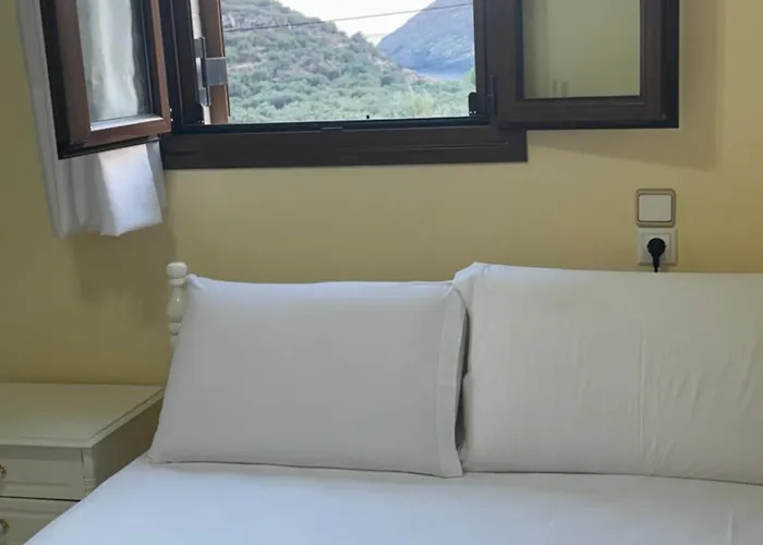 بيت للعطل Mani Spot In Almiro Kyparissos (Laconia)